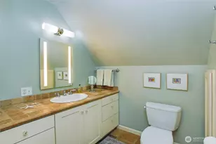 3829 43rd Ave NE, Seattle, WA 98105 - Photo 22