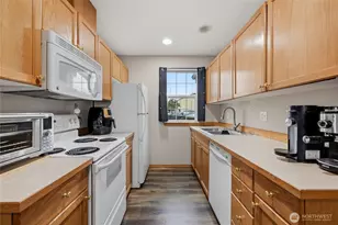 5002 S 30th St, Tacoma, WA 98409 - Photo 2