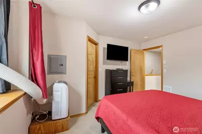 5002 S 30th Street #D2, Tacoma, WA 98409 - Photo 14