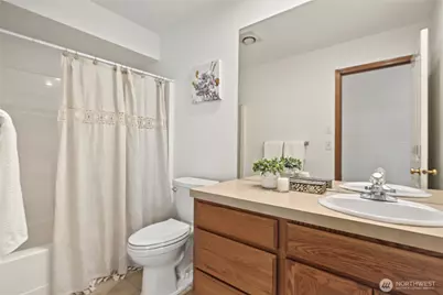 2113 12th Avenue NW, Puyallup, WA 98371 - Photo 18