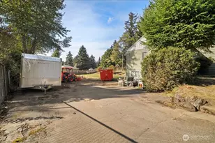 12005 5th Ave S, Seattle, WA 98168 - Photo 4