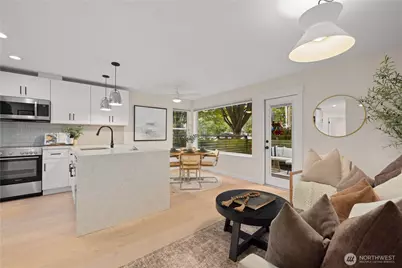 3420 Burke Avenue N #A103, Seattle, WA 98103 - Photo 8