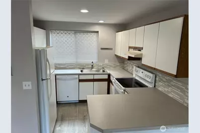 1515 Ocean Beach Boulevard N #101, Long Beach, WA 98631 - Photo 4