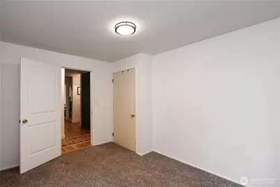 1214 Taylor Avenue N #101, Seattle, WA 98109 - Photo 24