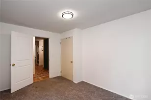 1214 Taylor Ave N, Seattle, WA 98109 - Photo 24