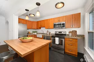 735 Federal Ave E, Seattle, WA 98102 - Photo 6