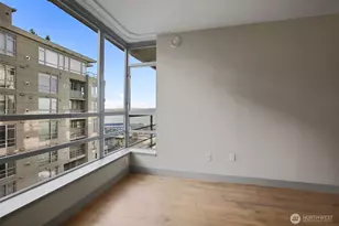 2929 1st Ave, Seattle, WA 98121 - Photo 16