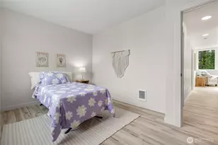12225 Roseberg Ave S, Seattle, WA 98168 - Photo 16