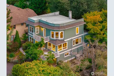 12015 Exeter Avenue NE, Seattle, WA 98125 - Photo 2
