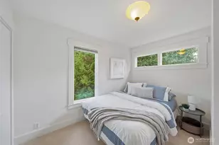 12015 Exeter Ave NE, Seattle, WA 98125 - Photo 18