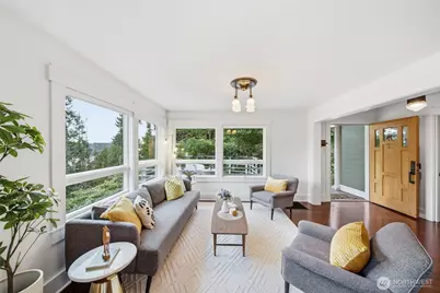 12015 Exeter Avenue NE, Seattle, WA 98125 - Photo 6