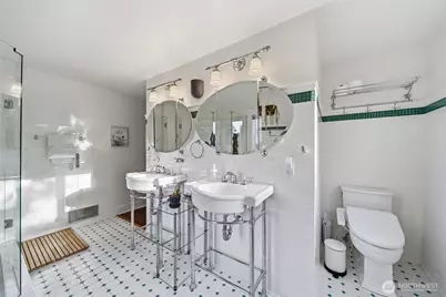 12015 Exeter Avenue NE, Seattle, WA 98125 - Photo 24