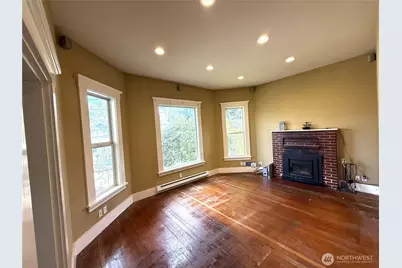 919 Martin Luther King Jr Way, Seattle, WA 98122 - Photo 2