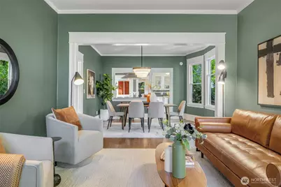 809 23rd Avenue E, Seattle, WA 98112 - Photo 2