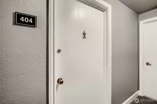 610 Aloha St, Seattle, WA 98109 - Photo 16