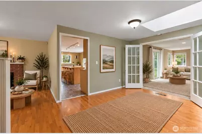 22506 45th Place W, Mountlake Terrace, WA 98043 - Photo 18