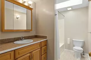 22506 45th Pl W, Mountlake Terrace, WA 98043 - Photo 34