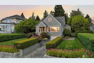 3719 Olympic Boulevard W, University Place, WA 98466 - Photo 2