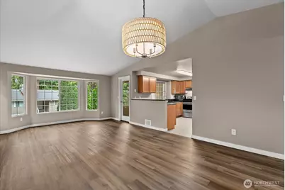 10009 NE 120th Lane #B301, Kirkland, WA 98034 - Photo 4