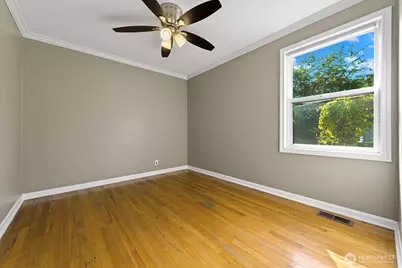 829 NE 189th Street, Shoreline, WA 98155 - Photo 22
