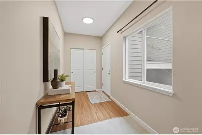 700 Front Street S #E206, Issaquah, WA 98027 - Photo 2