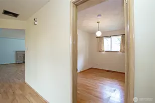 520 S 94th St, Tacoma, WA 98444 - Photo 18
