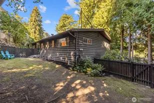 2515 NE 106th Pl, Seattle, WA 98125 - Photo 24