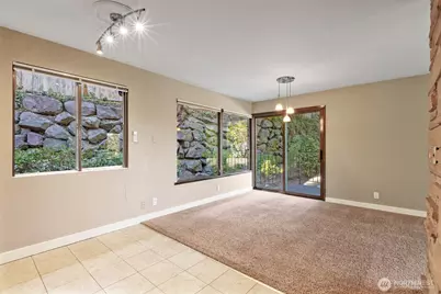 2515 NE 106th Place, Seattle, WA 98125 - Photo 8