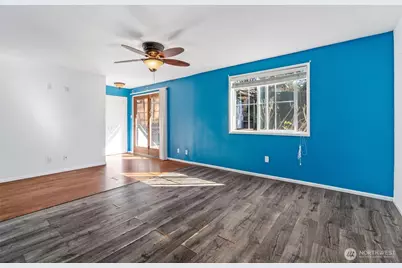 16424 126th Place SE, Renton, WA 98058 - Photo 18