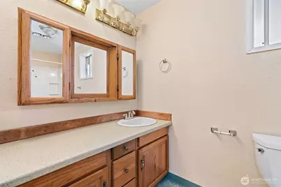 16424 126th Place SE, Renton, WA 98058 - Photo 20