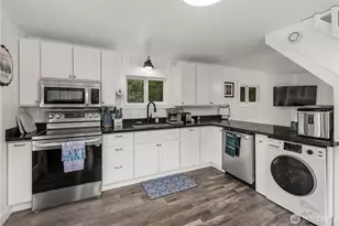 39522 Ski Park Rd E, Eatonville, WA 98328 - Photo 10