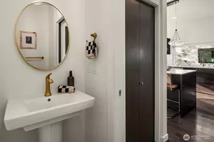 1140 10th Ave E, Seattle, WA 98102 - Photo 12