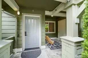 1905 24th Ave NE, Issaquah, WA 98029 - Photo 2