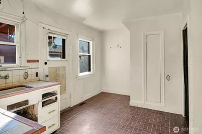 7739 13th Avenue NW, Seattle, WA 98117 - Photo 8