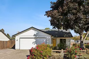 2102 SW 7th St, Battle Ground, WA 98604 - Photo 1
