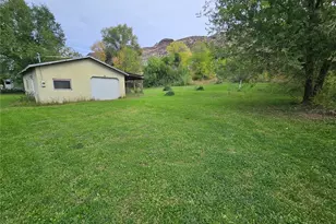 32258 B Hwy 97, Tonasket, WA 98855 - Photo 32