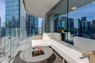 2014 Fairview Ave, Seattle, WA 98121 - Photo 10