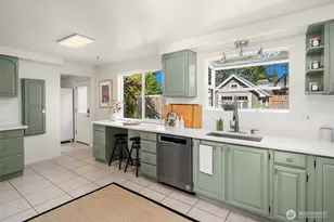 1252 N 172nd St, Shoreline, WA 98133 - Photo 12