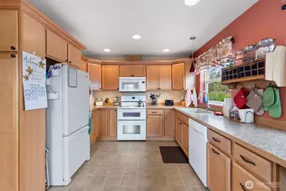 3037 Riviera Boulevard, Malaga, WA 98828 - Photo 10