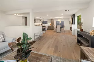 10045 38th Ave NE, Seattle, WA 98125 - Photo 8