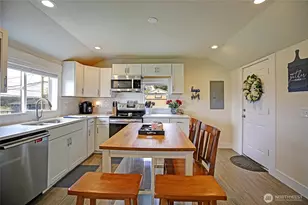 1320 Swantown Rd, Oak Harbor, WA 98277 - Photo 8