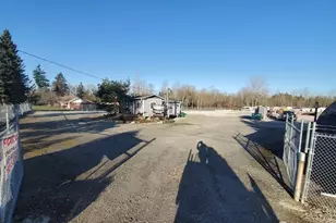 8315 Waller Rd E, Tacoma, WA 98443 - Photo 1