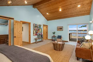 13725 SW Pohl Rd, Vashon, WA 98070 - Photo 16