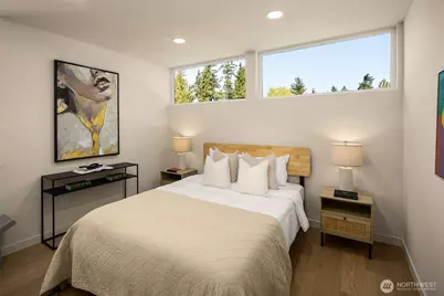 14031 Densmore Avenue N, Seattle, WA 98133 - Photo 28