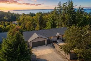 933 James Way, Camano Island, WA 98282 - Photo 36