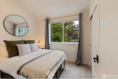 7507 Latona Avenue NE, Seattle, WA 98115 - Photo 26