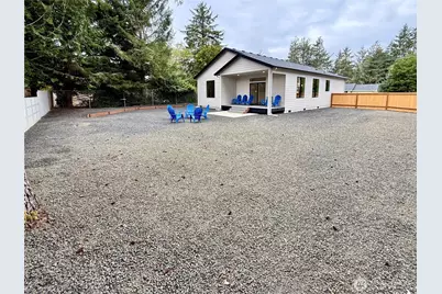 870 Mount Olympus Avenue SE, Ocean Shores, WA 98569 - Photo 10