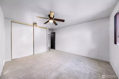 12035 32nd Avenue NE #202, Seattle, WA 98125 - Photo 18