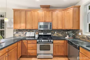 2320 12th Ave S, Seattle, WA 98144 - Photo 18