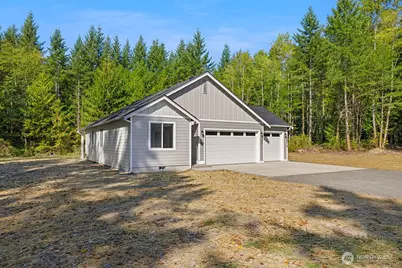 5631 192nd Street NW #15B, Stanwood, WA 98292 - Photo 2